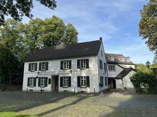 Denkmalgeschütztes Gebäude in idyllischer Lage - Vielseitige Nutzung denkbar