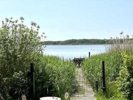 Schönes Haus direkt am See mit eigenem Bootssteg
