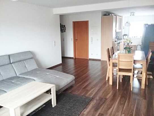 Helle drei Zimmer Wohnung in Karlsruhe, Grünwinkel