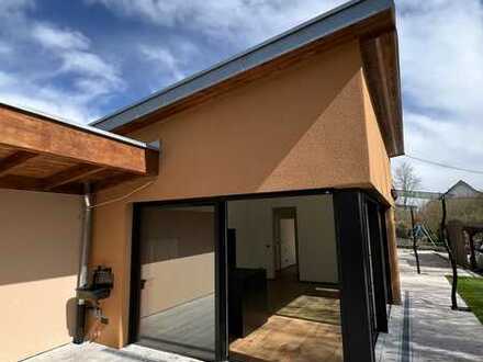 Erstbezug: Komplettes Minihaus mit luxuriöser Ausstattung & besonderem Flair in ruhiger Lage