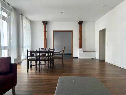 Unterbilk: Luxus 3-Zimmer-Wohnung mit Sauna und Kamin