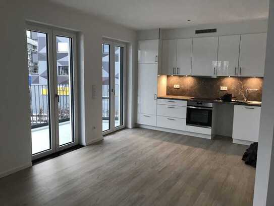 **Sendling **Apartment mit EBK **Balkon **Duschbad **Keller