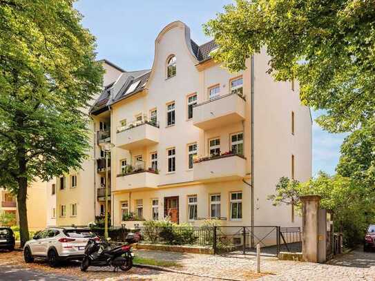 Herrliche 2 Zi.-Altbauwohnung mit Balkon in Pankow-Niederschönhausen