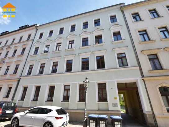 *Geräumige 3-Raum-Wohnung mit Balkon und Stellplatz!*