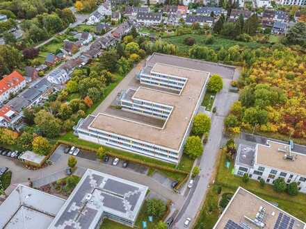Großes Bürogebäude mit 182 PKW Plätzen bietet vielfältige Nutzungsmöglichkeiten auch im Außengelände