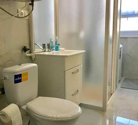 Exklusive, modernisierte 2-Zimmer-Wohnung mit EBK in Garbsen