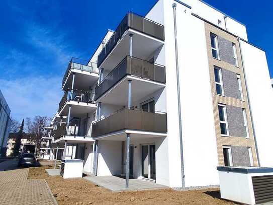 Neubau 2024, Terrasse und eigene kleine Wiese, 2ZKB, modernes Wohnen