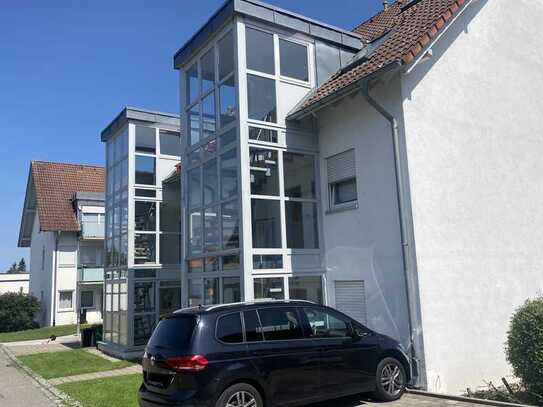 Großzügige 3,5-Zimmer-Maisonette-Wohnung mit Balkon, 2 TG-Stellplätzen und 2 Außenstellplätzen