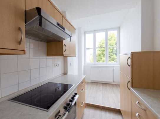 Willkommen in Ihrer neuen Wohnung mit Einbauküche!