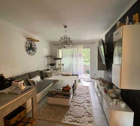 Ansprechende und modernisierte 2-Zimmer-Wohnung mit Einbauküche in Neuenstein