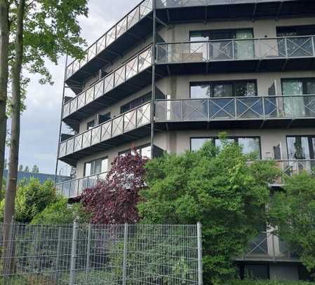 Stilvolle 2-Raum-Penthouse-Wohnung mit Tiefgaragenplatz Balkon und Einbauküche in Hürth Karlscheuren