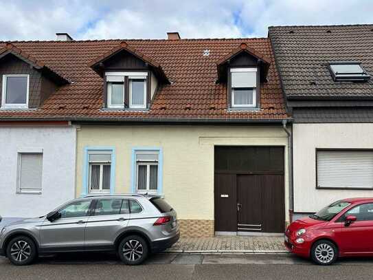 Interessantes Ein- bis Zweifamilienhaus im Ortskern von Plankstadt