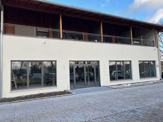 Neue, moderne Gewerbefläche in Weiden