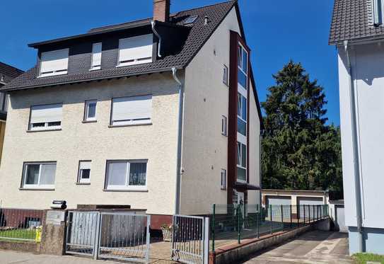 Hübsche 3-4 Zi.-Wohnung mit TGL-Bad, XXL-Balkon und Garage im 2.OG in begehrter Lage!