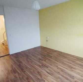 4-Raum-Maisonette-Wohnung mit Balkon und EBK in Augsburg