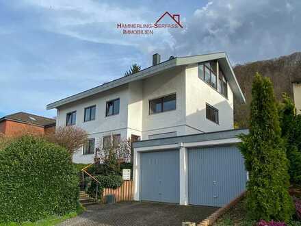 Familienparadies in Dettingen Buchhalde: Charmantes 2-Familienhaus mit Dachterrasse und Garten!