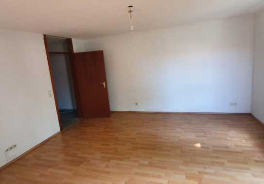 4-Zimmer-Maisonette Wohnung mit 2 Pkw-Stellplätze & Garten + provisionsfrei