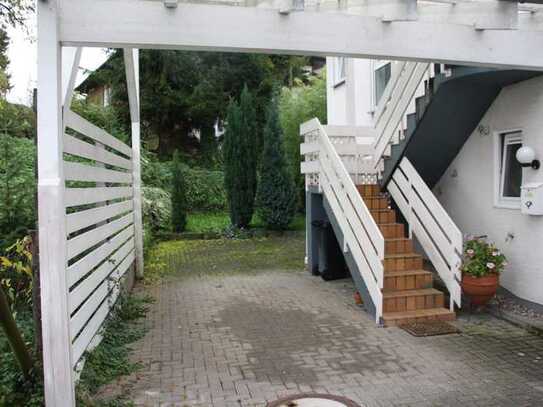 Königswinter-Rauschendorf, 2,5 ZKDB, Maisonette-Wohnung, Terrasse,Garten,Carport