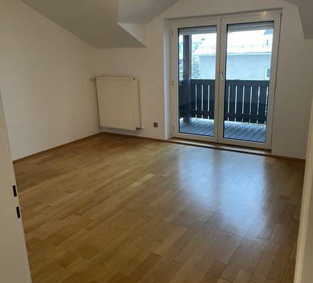 Ruhige 3-Zimmer-Wohnung mit Balkon in Stephanskirchen