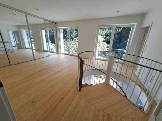 Stilvolle grüne Oase im Kölner Süden. 147m²-Maisonette-Wohnung in Rodenkirchen