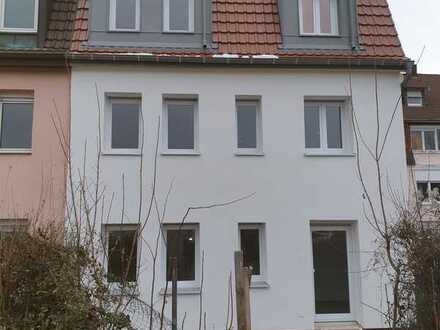 2,5-Zimmer-Wohnung im 1.OG mit Einbauküche in Heilbronn