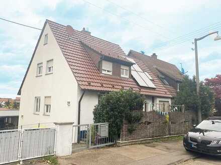 Schöne Doppelhaushälfte mit Einliegerwohnung in Top-Lage von Ludwigsburg!