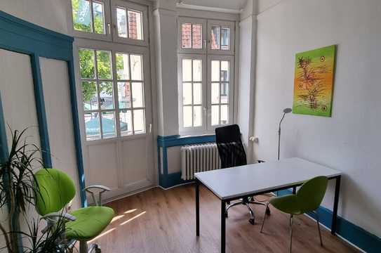 Büros und Desks in zentralem Gründerzeit-Altbau - All-in-Miete