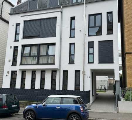 Stilvolle, neuwertige 2-Raum-Maisonette-Wohnung mit gehobener Innenausstattung in Zuffenhausen