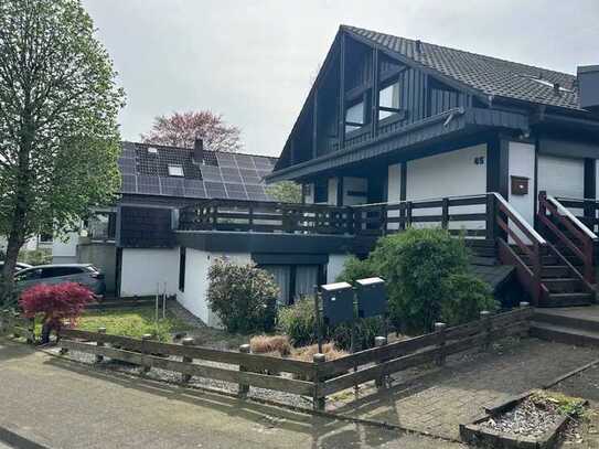 Schönes Holzhaus in Mettmann -Metzkausen mit Einlieger Wohnung auf Erbpacht Grundstück zu Verkaufen.