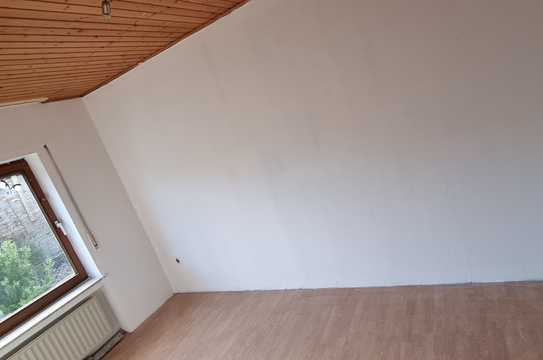 750 € - 240 m² - 7.0 Zi.