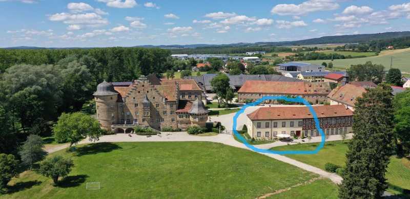                                                               Repr&auml;sentative Orangerie: Wohnen am Schloss mit Jagdm&ouml;glichkeit                                                       in Ebern (Haßberge)