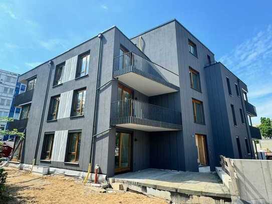 Schön geschnittene, moderne Terrassenwohnung an den Weinbergen Radebeuls