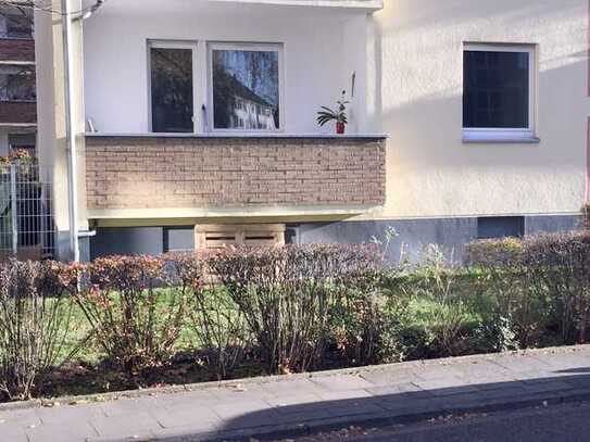 3-Zimmer-Wohnung mit schöner Innenausstattung / Balkon in Köln Neuehrenfeld