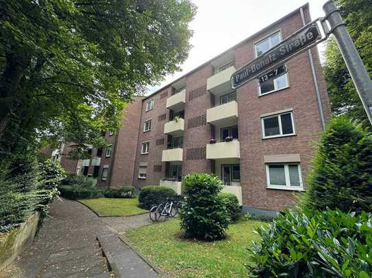 *** HIER WIRD FÜR SIE DERZEIT RENOVIERT !! 3 ZIMMERWOHNUNG NÄHE URDENBACHER KÄMPE ***