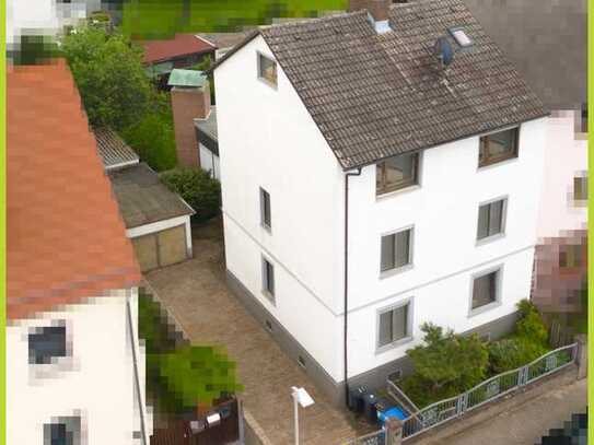 Ein- bis Zweifamilien Stadthaus mit Anbau in attraktiver Lage von Langen