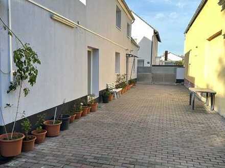 Freundliches 5-Zimmer-Einfamilienhaus in Mutterstadt
