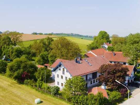 Luxus -Landhaus-Idylle mit ELW und auf modernsten Stand - Gelegenheit für Privat und Gewerbe!