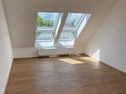 Traumhafte Wohnung mit EBK zu vermieten !