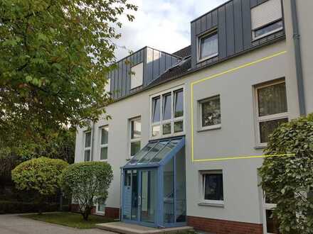 Schöne 2-Zimmer-Wohnung mit EBK, Sonnenbalkon und TG-Stellplatz