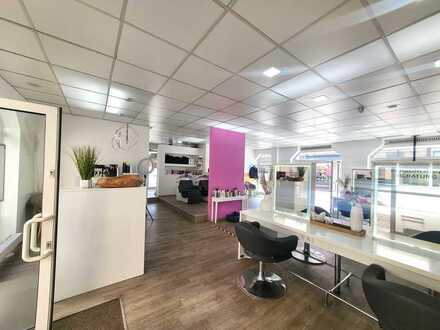 Exklusive Gewerbefläche für Friseursalon am Eingang der Fußgängerzone von Aalen zu vermieten