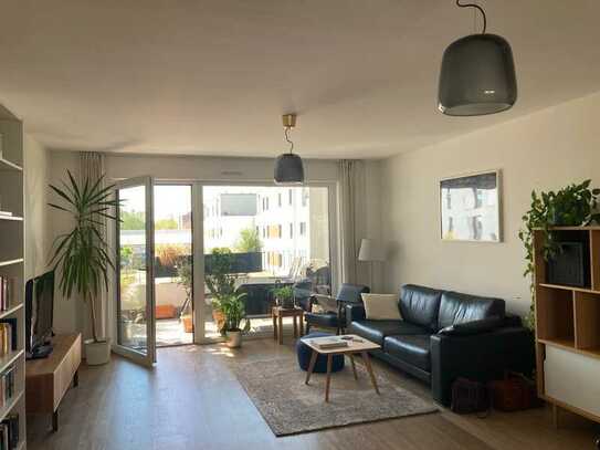 3-Raum-Wohnung mit gehobener Innenausstattung mit Balkon und Einbauküche in Düsseldorf