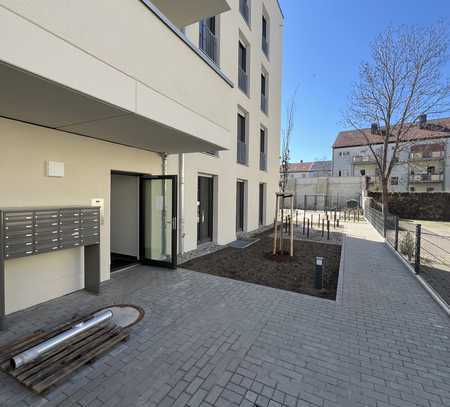 **1. Monat Kaltmietfrei - 4,5 Raumwohnung mit Dachterrasse und EBK- Zichorienhöfe - WE66**