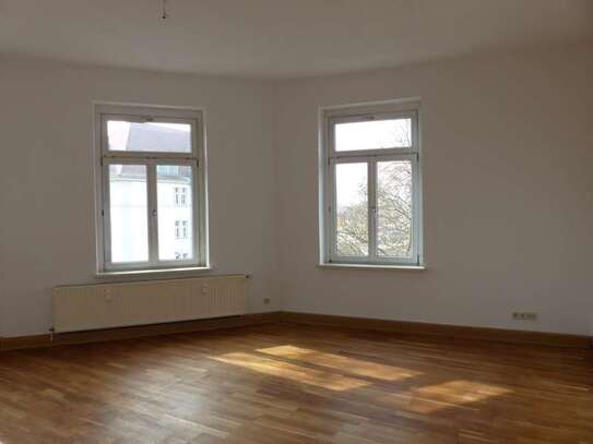 Hier dürfen Sie sich wohl fühlen: 2-Zimmer-Stilaltbau-Wohnung in Grimma!