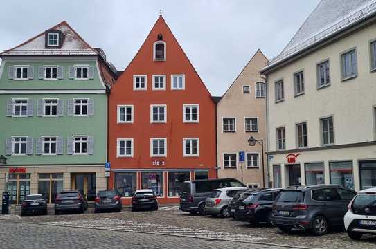 Historischer Altbau in Landsberg am Lech / Wohn- und Geschäftshaus aus dem 15. Jahrhundert