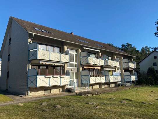 Helle 2-Zimmer hochparterre-Wohnung mit Balkon