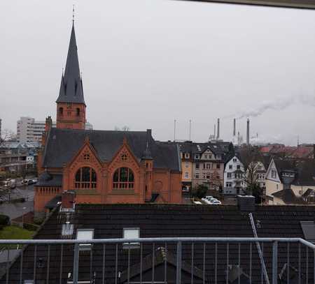 Über den Dächern von Lev City -DG Wohnung mit Terrasse