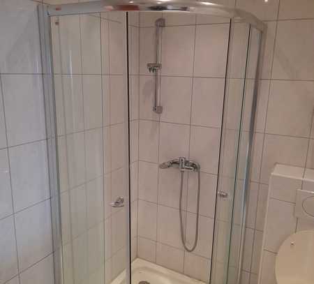 Exklusive, gepflegte 2-Raum-Wohnung mit Einbauküche in Osterwald