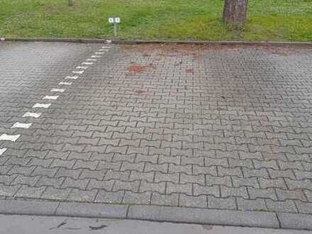 Außenstellplatz in Ginnheim, Andersenweg, 2140/41900-0009