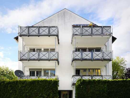 Moderne, helle Singlewohnung mit Terrasse und Stellplatz