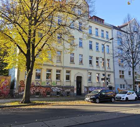 Optimal geschnittene WG Wohnung mit Balkon...